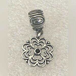 PANDORA RETIRED SS 925 ALE Dogwood Flower BLACK ONIX 790812CZK Clip Charm